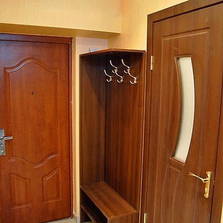 Apartments Lesi Ukrainki 25 Lviv Buitenkant foto